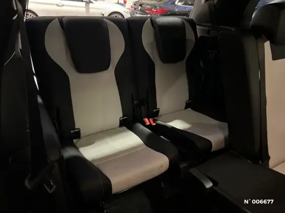 MERCEDES GLB - voiture d'occasion - Photo 29