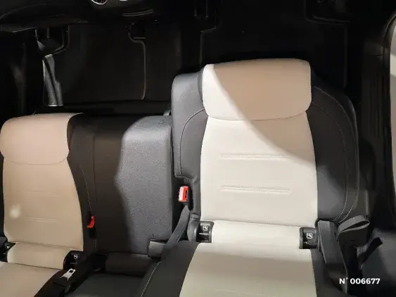 MERCEDES GLB - voiture d'occasion - Photo 30