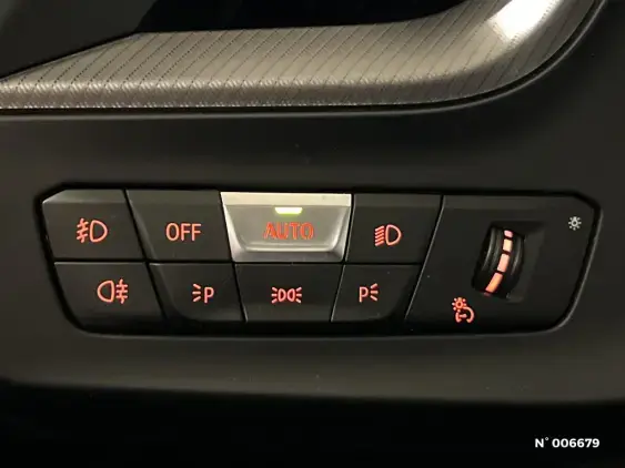 BMW SERIE 1 F40 - voiture d'occasion - Photo 29