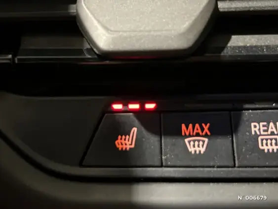 BMW SERIE 1 F40 - voiture d'occasion - Photo 33