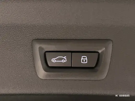 BMW SERIE 1 F70 - voiture d'occasion - Photo 27