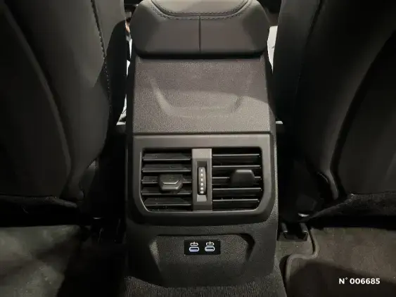 BMW SERIE 1 F70 - voiture d'occasion - Photo 30