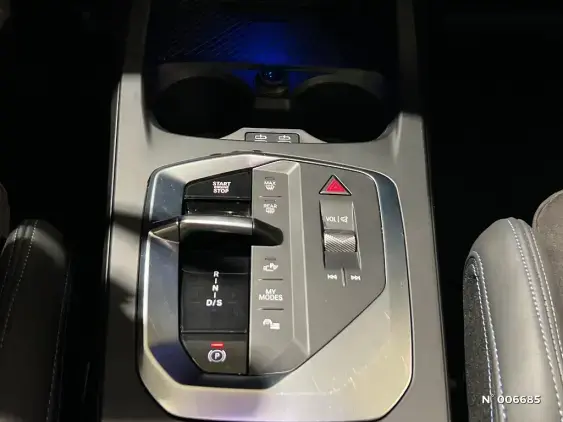 BMW SERIE 1 F70 - voiture d'occasion - Photo 32