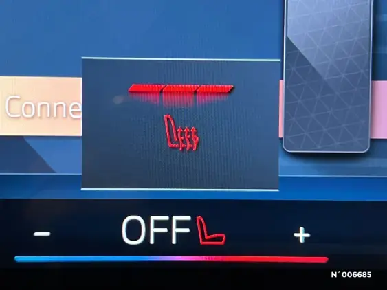 BMW SERIE 1 F70 - voiture d'occasion - Photo 33