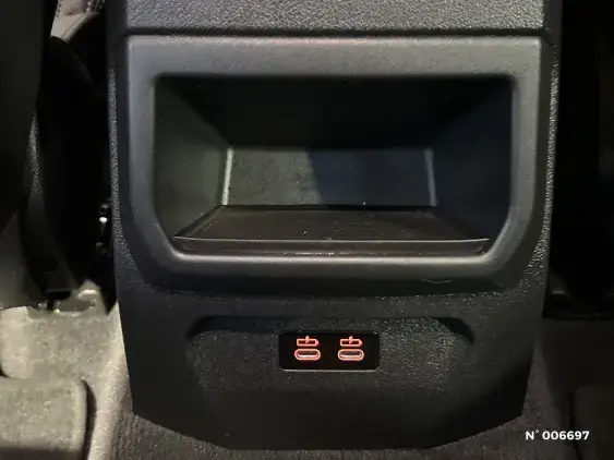 BMW SERIE 1 F40 - voiture d'occasion - Photo 25