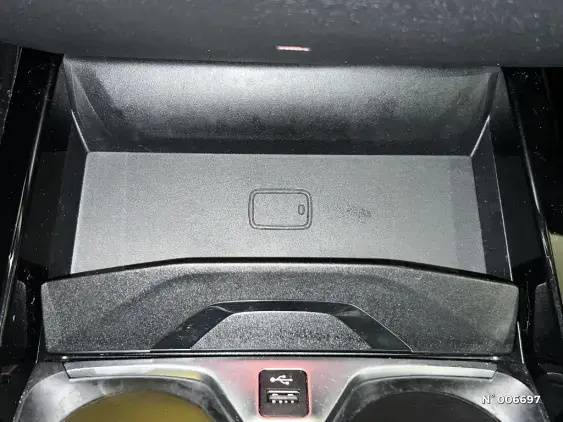 BMW SERIE 1 F40 - voiture d'occasion - Photo 27