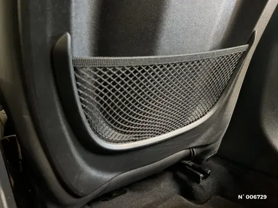 BMW SERIE 1 F40 - voiture d'occasion - Photo 28