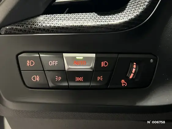 BMW SERIE 1 F40 - voiture d'occasion - Photo 30