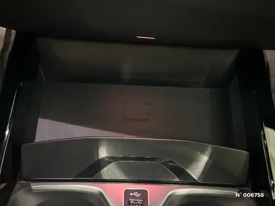 BMW SERIE 1 F40 - voiture d'occasion - Photo 31