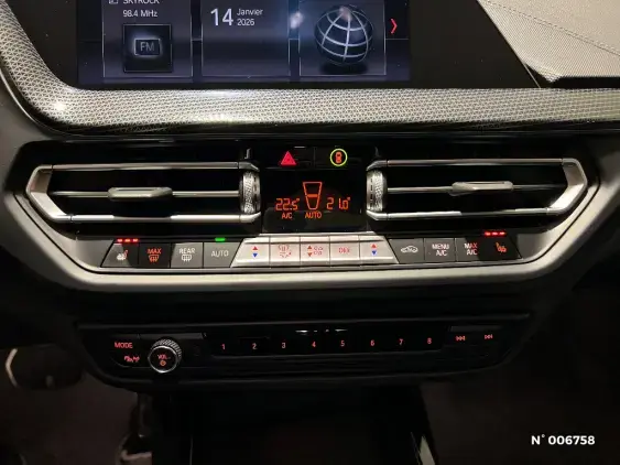 BMW SERIE 1 F40 - voiture d'occasion - Photo 32