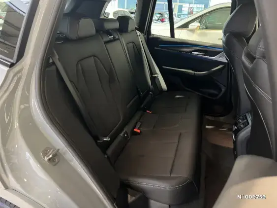 BMW X3 III - voiture d'occasion - Photo 11