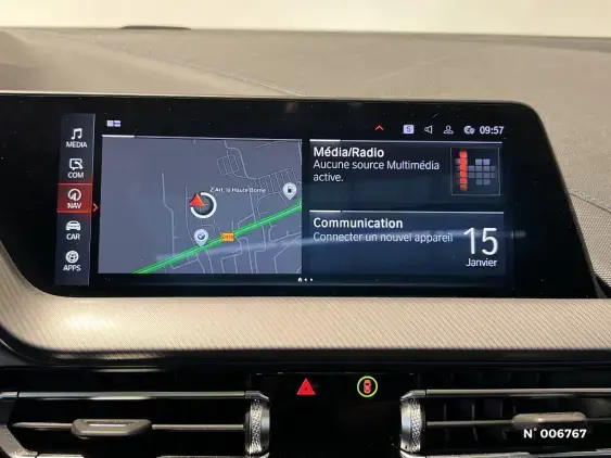 BMW SERIE 1 F40 - voiture d'occasion - Photo 13