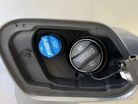 BMW SERIE 1 F40 - voiture d'occasion - Photo 28