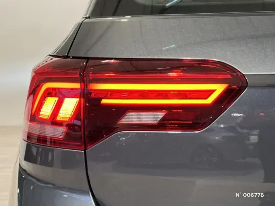 VOLKSWAGEN T-ROC - voiture d'occasion - Photo 26