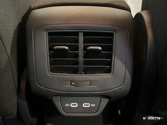 VOLKSWAGEN T-ROC - voiture d'occasion - Photo 27