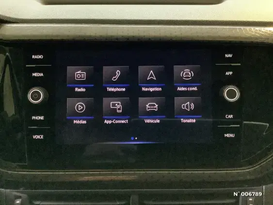 VOLKSWAGEN T-CROSS - voiture d'occasion - Photo 30