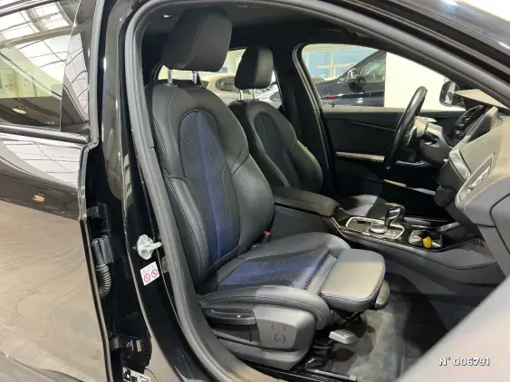 BMW SERIE 1 F40 - voiture d'occasion - Photo 10