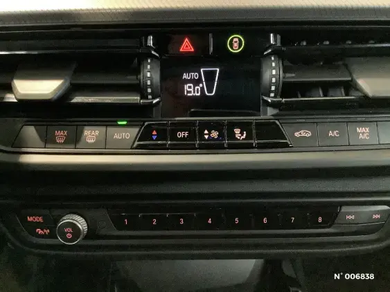 BMW SERIE 1 F40 - voiture d'occasion - Photo 27