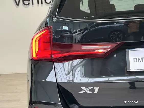 BMW X1 U11 - voiture d'occasion - Photo 26
