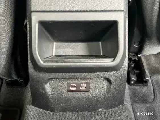 BMW SERIE 1 F40 - voiture d'occasion - Photo 27