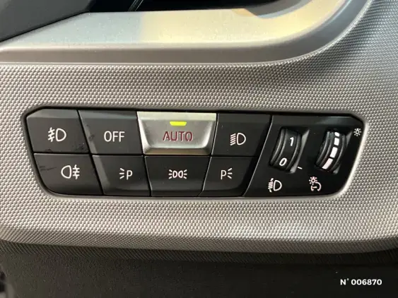 BMW SERIE 1 F40 - voiture d'occasion - Photo 29