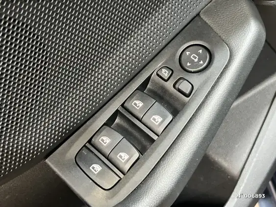 BMW SERIE 1 F40 - voiture d'occasion - Photo 29