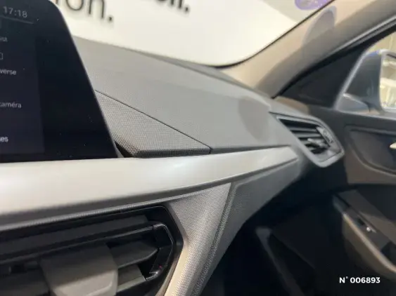 BMW SERIE 1 F40 - voiture d'occasion - Photo 34