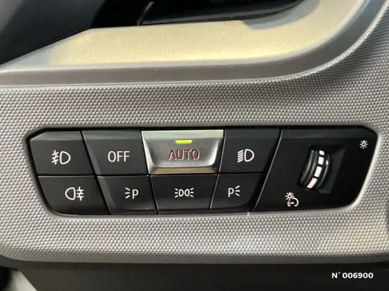 BMW SERIE 1 F40 - voiture d'occasion - Photo 31