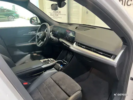 BMW iX1 U11 - voiture d'occasion - Photo 10
