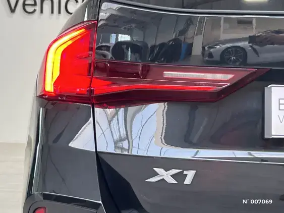BMW X1 U11 - voiture d'occasion - Photo 26