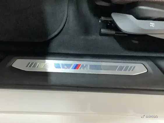 BMW SERIE 1 F70 - voiture d'occasion - Photo 32