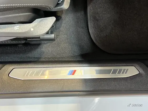 BMW SERIE 1 F70 - voiture d'occasion - Photo 29