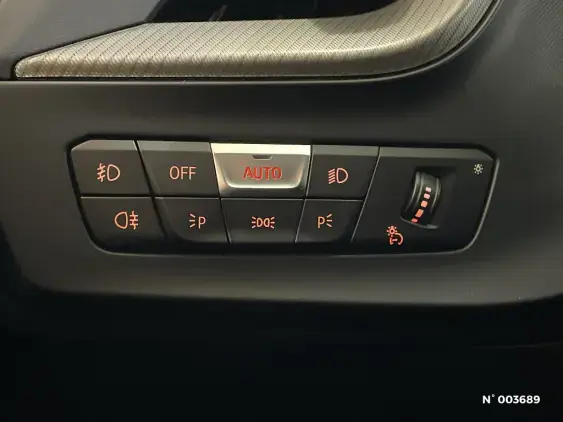 BMW SERIE 1 F40 - voiture d'occasion - Photo 15