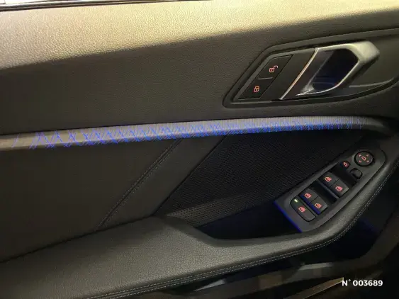 BMW SERIE 1 F40 - voiture d'occasion - Photo 23