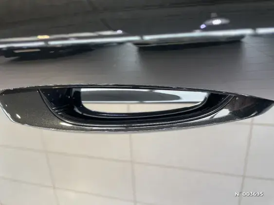 BMW SERIE 1 F40 - voiture d'occasion - Photo 24