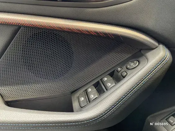 BMW SERIE 1 F40 - voiture d'occasion - Photo 26