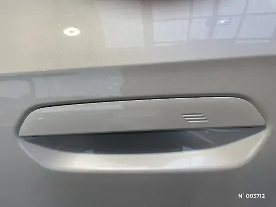 BMW X1 U11 - voiture d'occasion - Photo 24