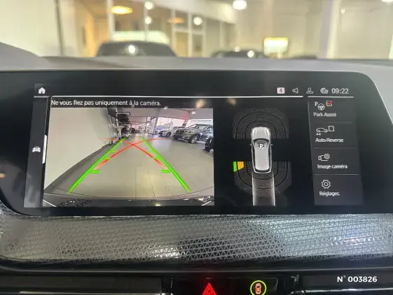 BMW SERIE 1 F40 - voiture d'occasion - Photo 14