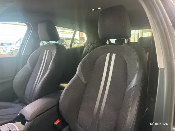 BMW SERIE 1 F40 - voiture d'occasion - Photo 24