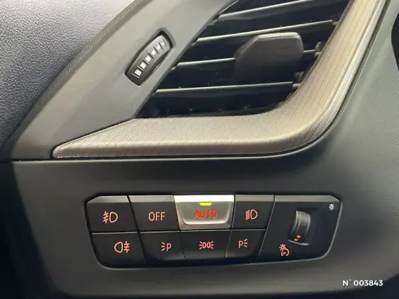 BMW SERIE 1 F40 - voiture d'occasion - Photo 15