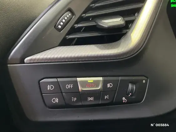 BMW SERIE 1 F40 - voiture d'occasion - Photo 15