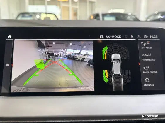 BMW SERIE 1 F40 - voiture d'occasion - Photo 14