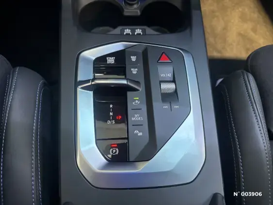 BMW SERIE 1 F70 - voiture d'occasion - Photo 26