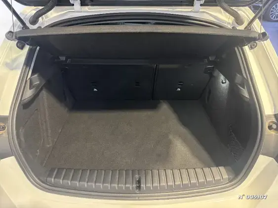 BMW SERIE 1 F70 - voiture d'occasion - Photo 7