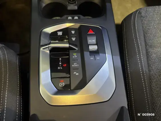 BMW SERIE 1 F70 - voiture d'occasion - Photo 25