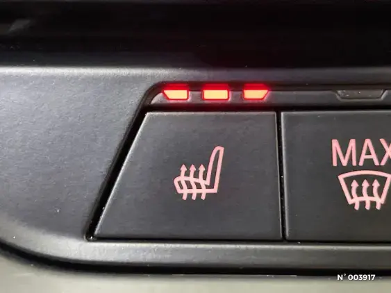 BMW SERIE 1 F40 - voiture d'occasion - Photo 26