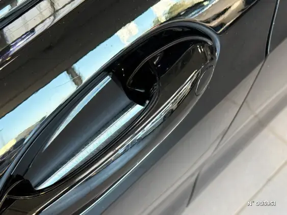 BMW SERIE 1 F40 - voiture d'occasion - Photo 24