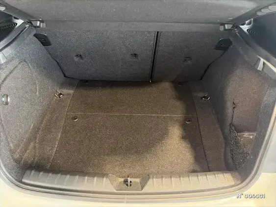 BMW SERIE 1 F20 LCI2 - voiture d'occasion - Photo 6