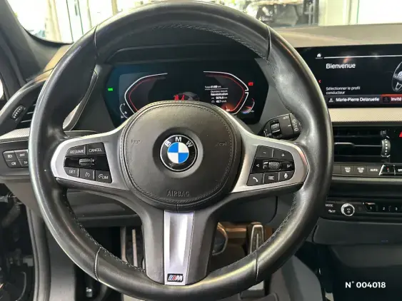 BMW SERIE 1 F40 - voiture d'occasion - Photo 24