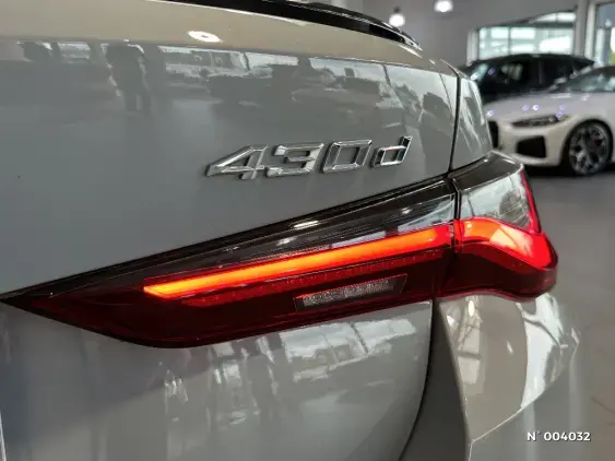 BMW SERIE 4 COUPE II - voiture d'occasion - Photo 32